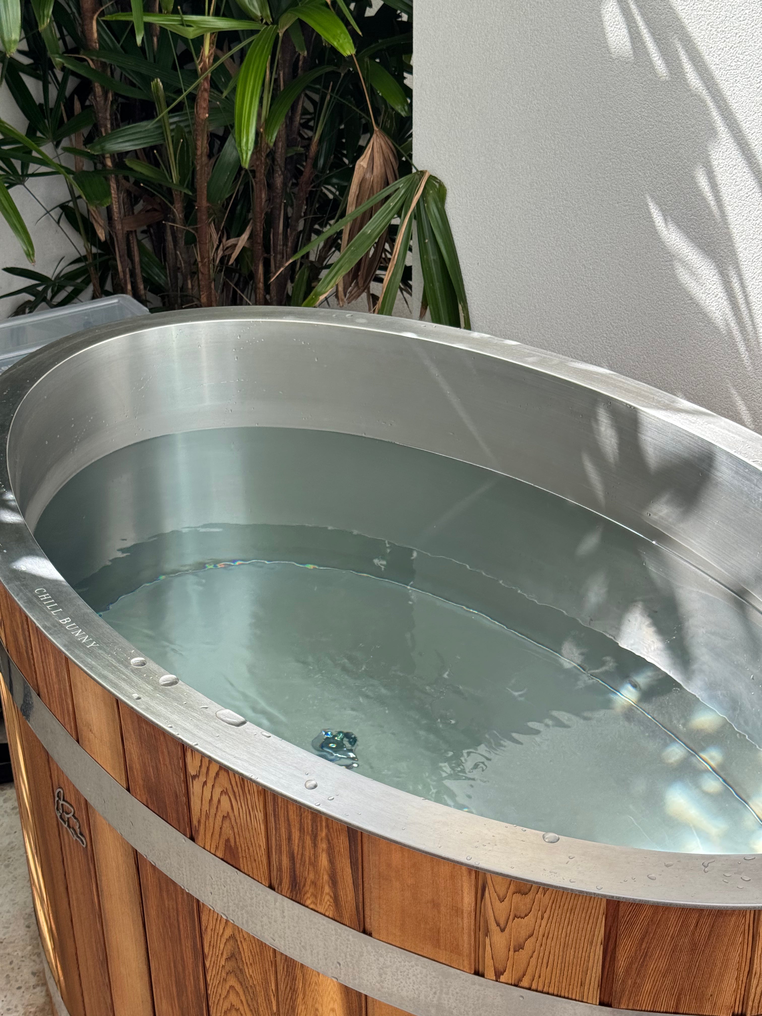 How to Take an Ice Bath – Temperature, Duration & Safety – Chill Bunny ...